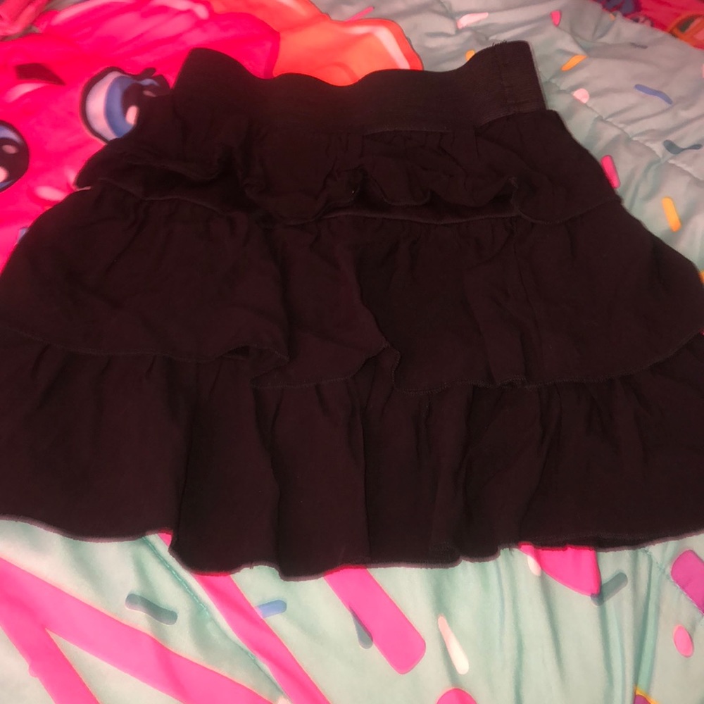 Black skirt